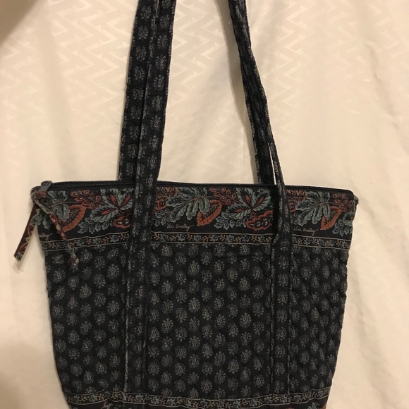VERA BRADLEY PURSE - Picture 2 of 2